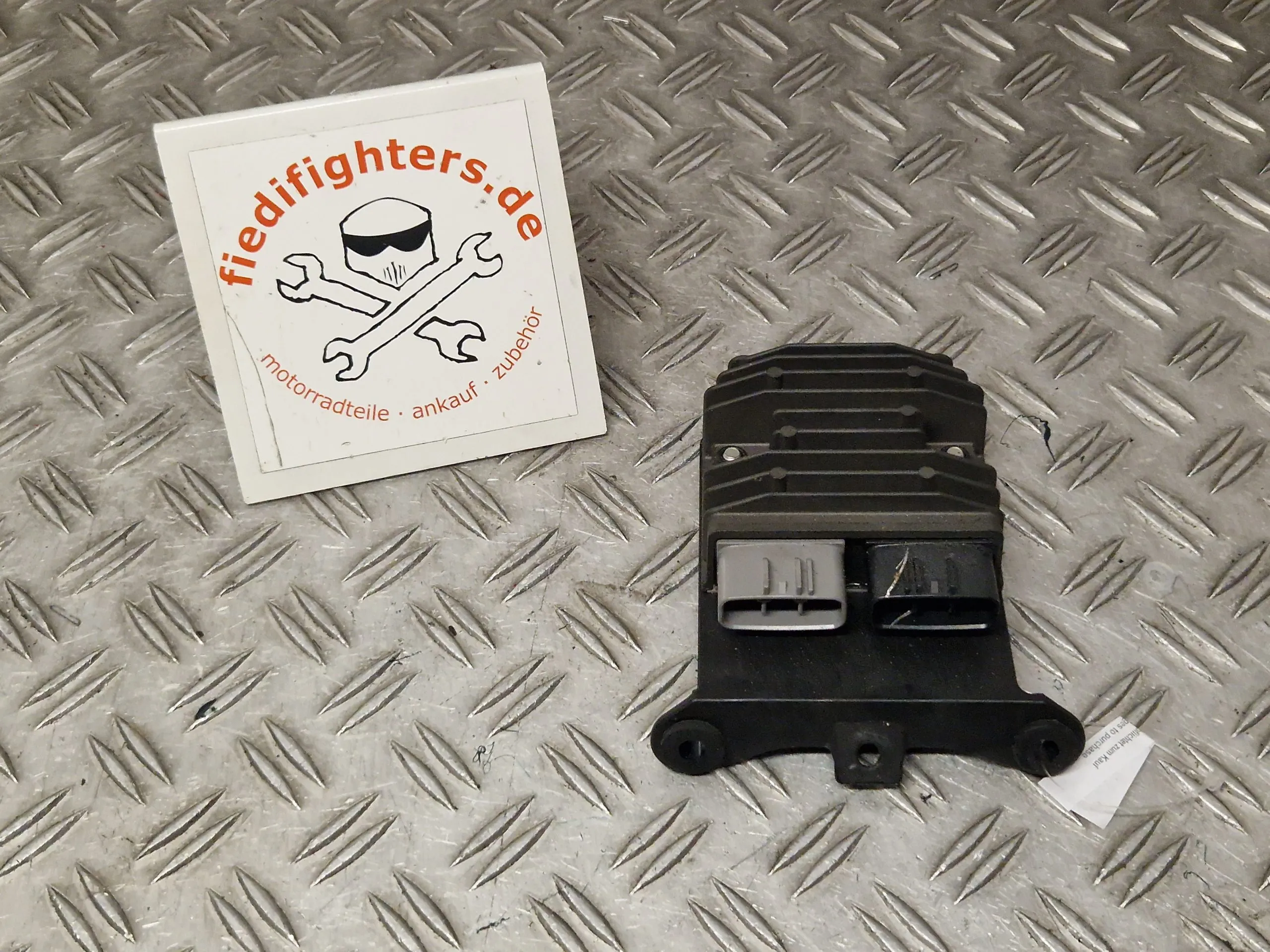 Regler Laderegler Gleichrichter Ducati Hypermotard 950 Ez.19 3009km 54040301A