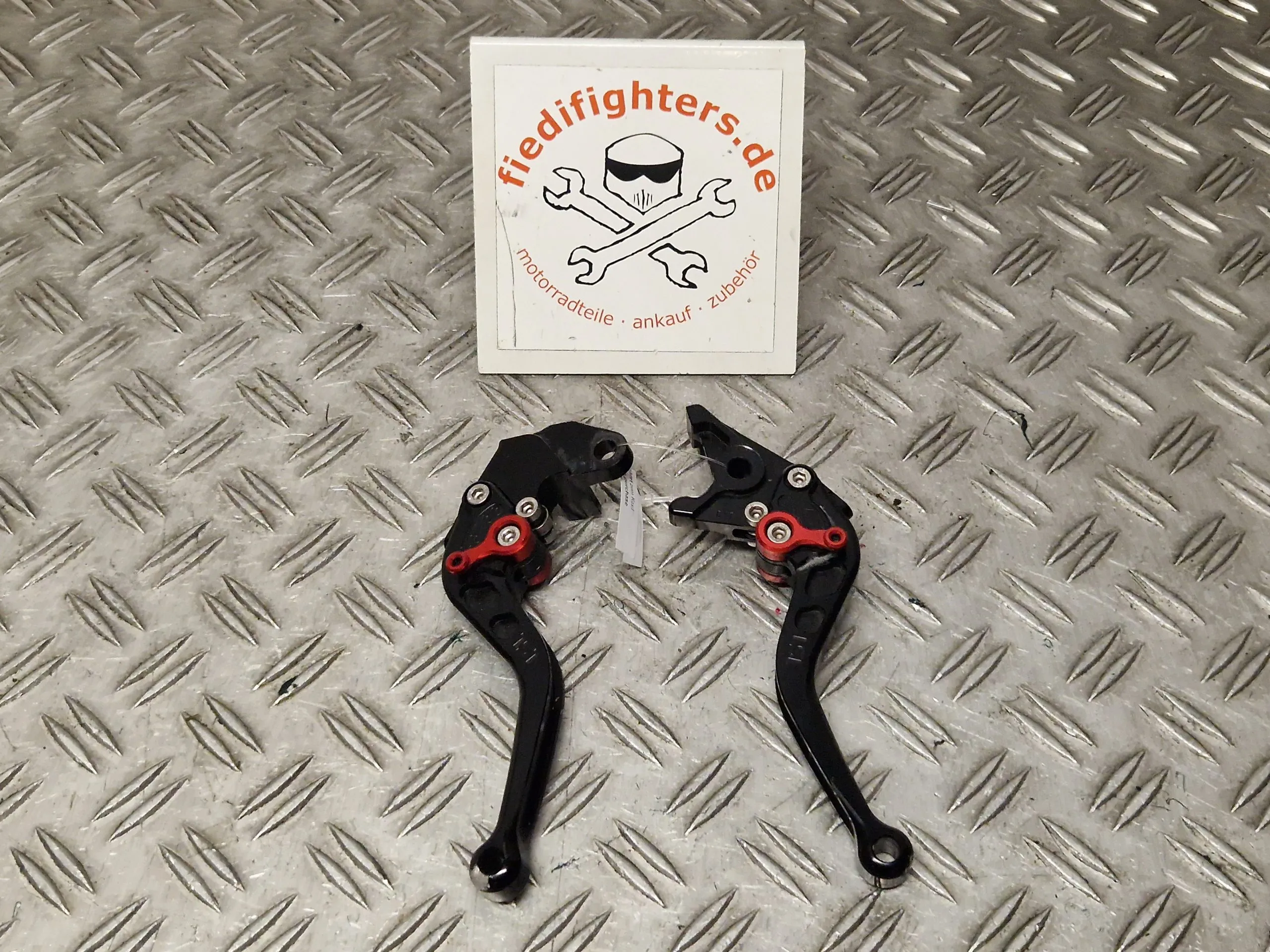 LSL Bremshebel Kupplungshebel Hebel Suzuki GSX-S 750 EZ.17 WC50 14371km 5750025D13