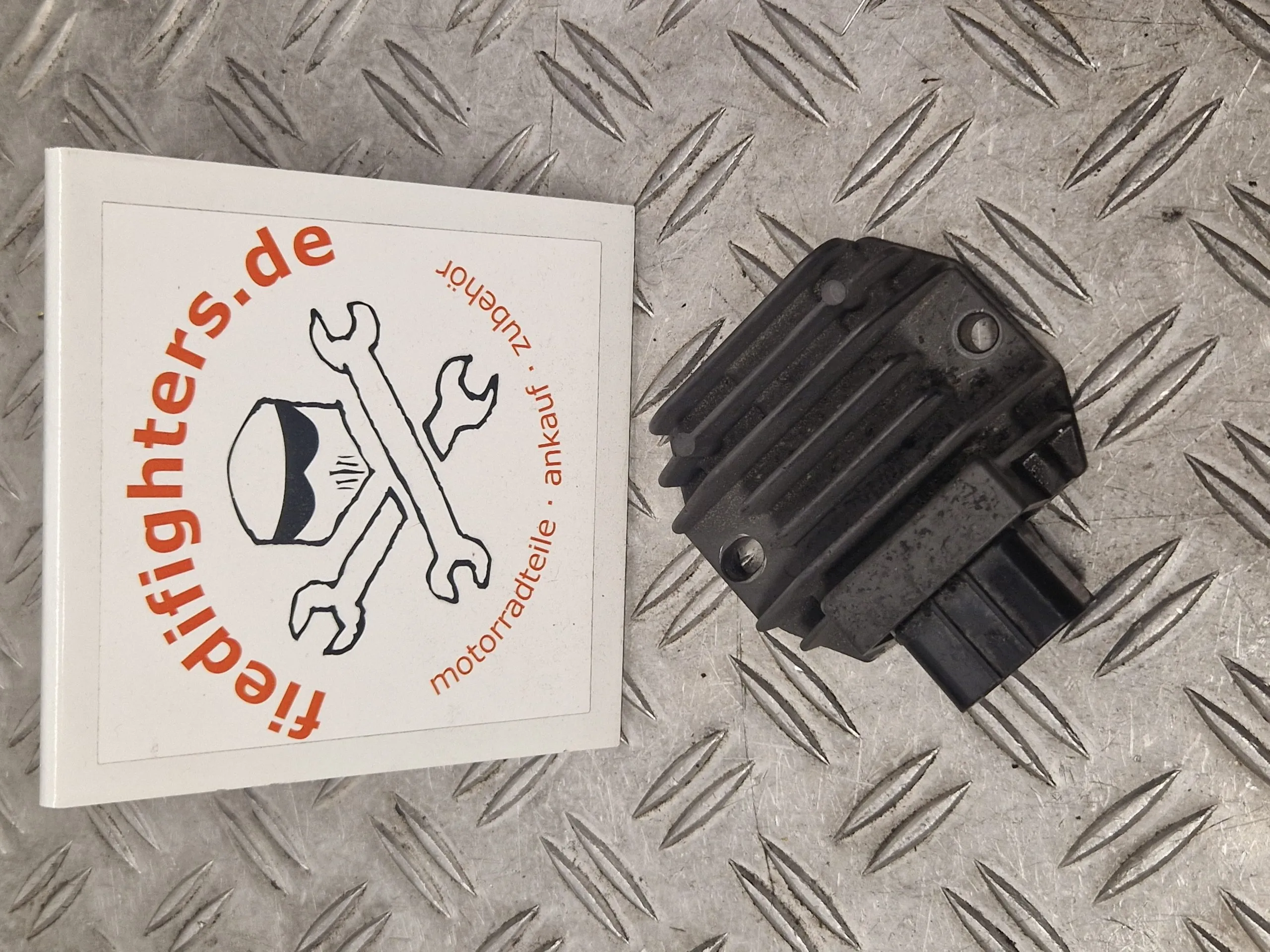 Spannungsregler Diode KTM 1290 Superduke R Ez.15 55410km