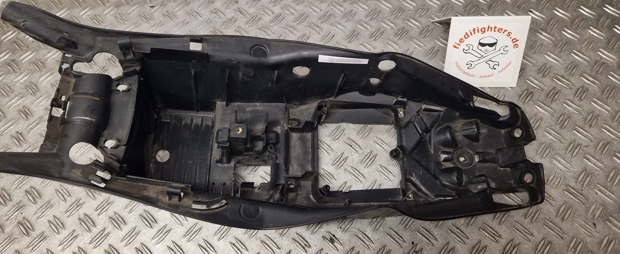 Verkleidung Heck Heckunterverkleidung KTM 1290 Superduke R Ez.15 55410km