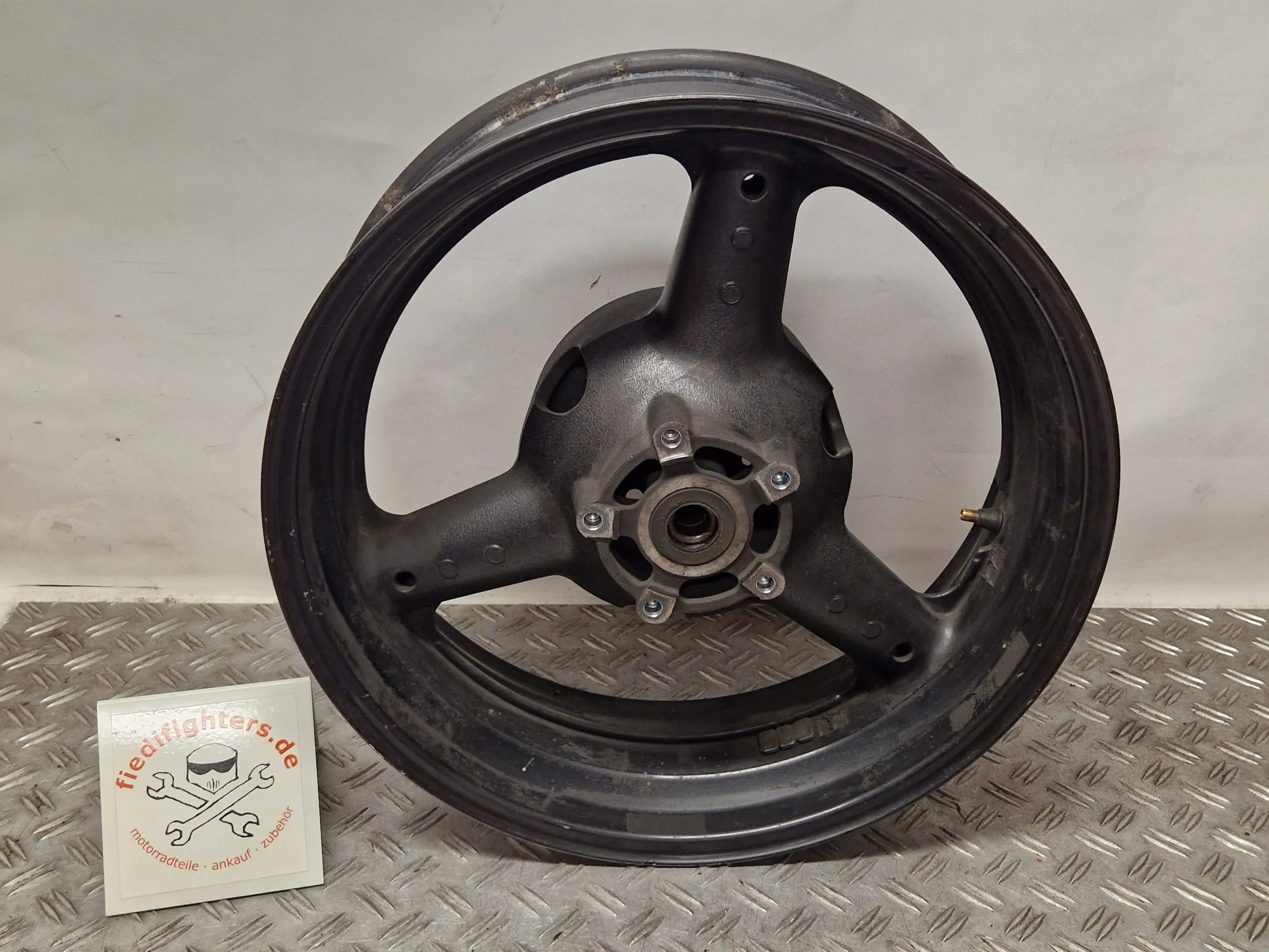 Felge hinten 5,5x17 Achse 20 Suzuki Bandit 1200 GV75A Kult 49277km