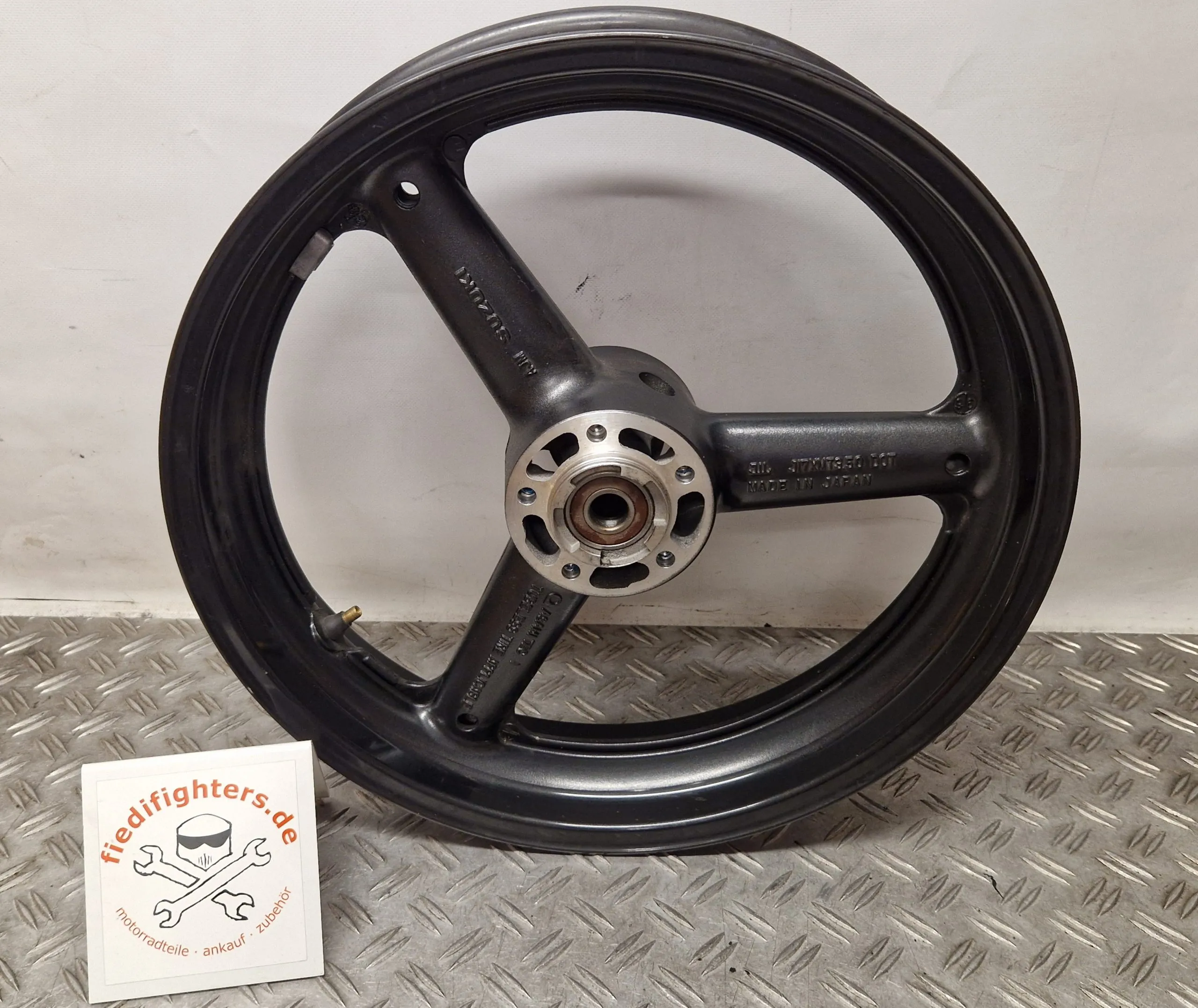 Felge vorne 3,5x17 Achse 20 Stich 95 Suzuki Bandit GSF 1200S GV75A EZ.01 11861km