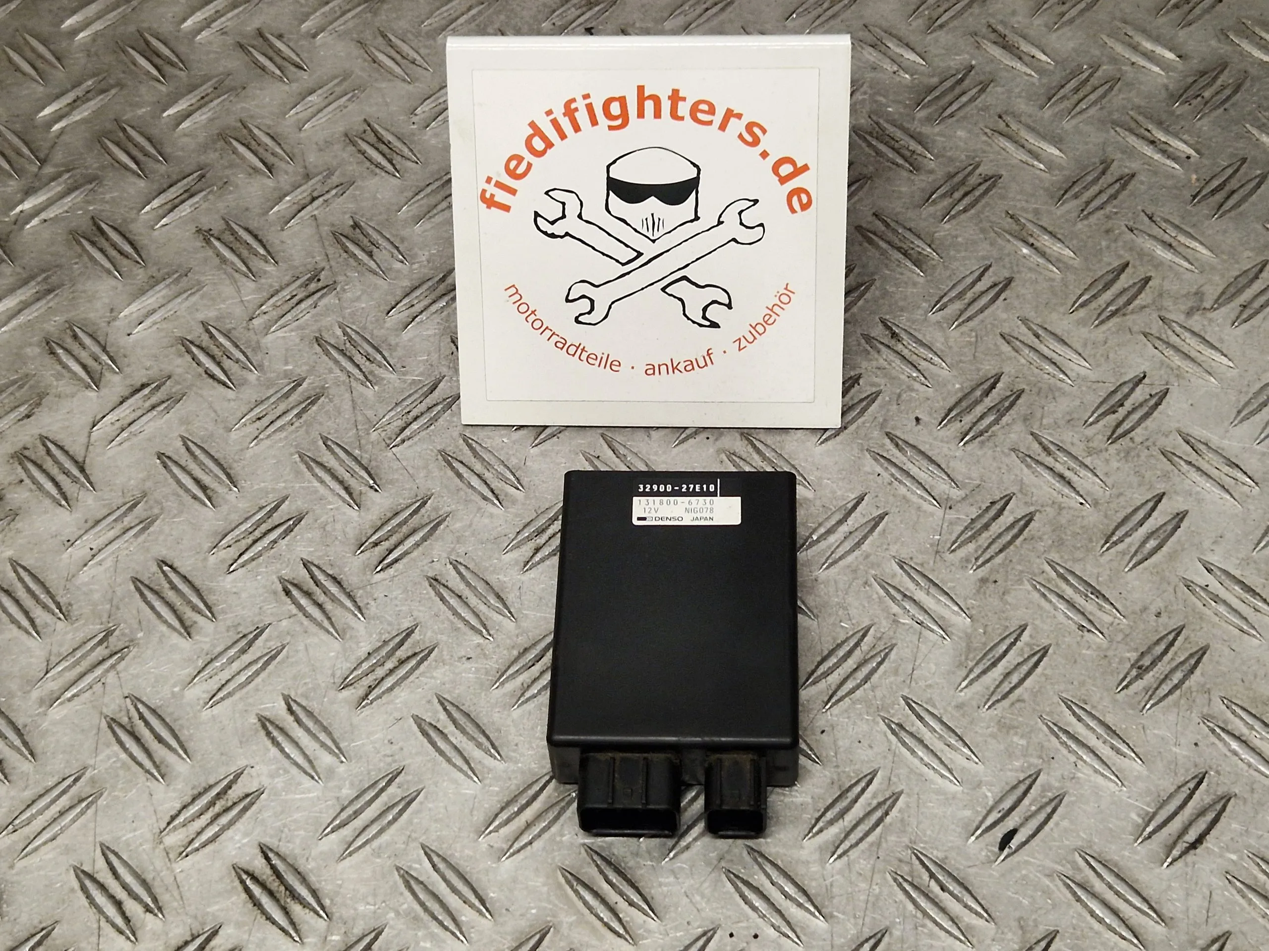 CDI Steuergerät Motorsteuergerät Suzuki Bandit GSF 1200 GV75A EZ.98 49277km