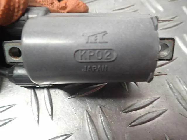 Zündspule 2/3 Zündung Ignition Kawasaki ZZR1200 ZXT20C BJ.03 44842km 211211221