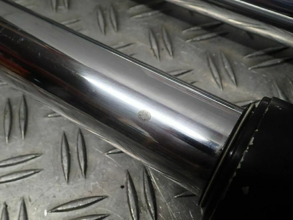 Gabelholme Gabel Standrohre Fork Suzuki Bandit 1200 GV75A Kult 21654km