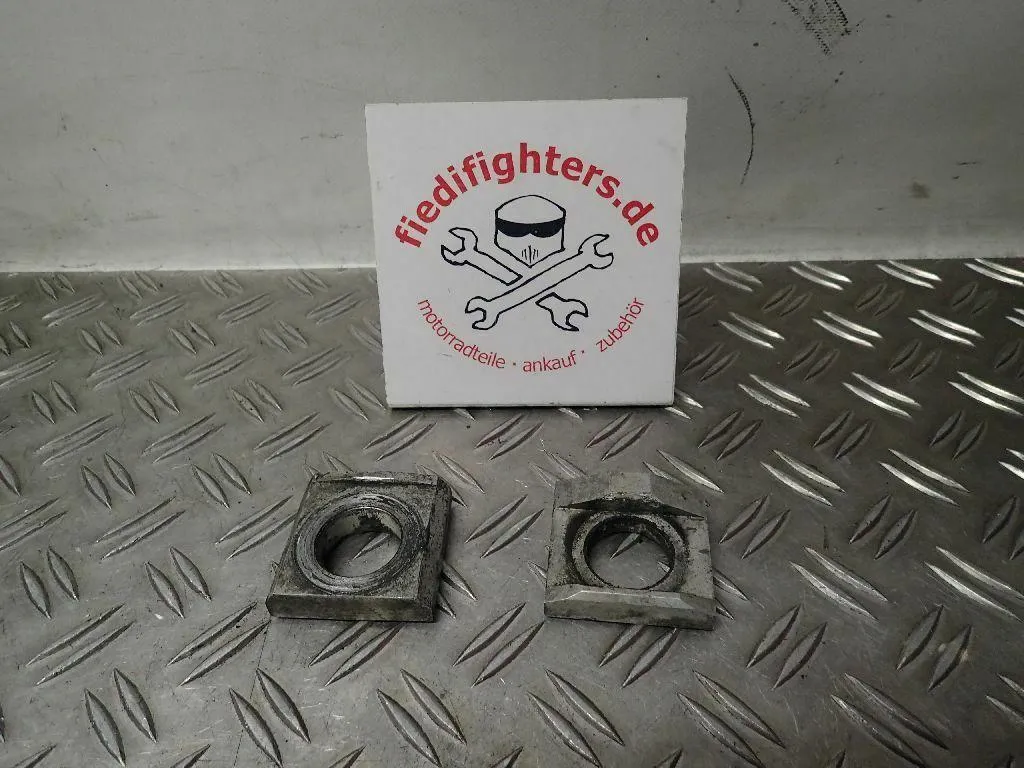 Kettenspanner Spanner Kette Suzuki GSX1300R Hayabusa WVA1 EZ.02 41429km