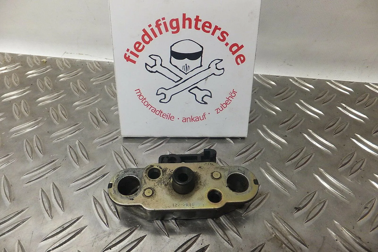 Sitzbankriegel Sitzbank Riegel 24000 km Suzuki GSF Bandit 1200S WVA9 Ez.02