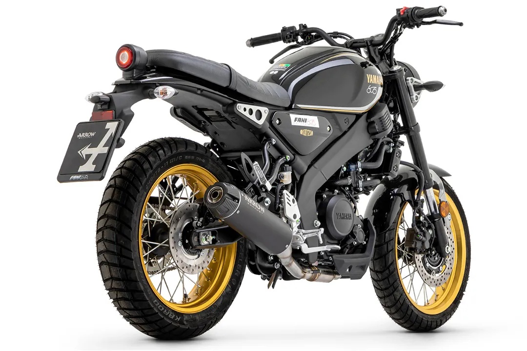 ARROW Auspuff REBEL DARK Sip-On mit Carbon-Endkappe für Yamaha XSR 125 Modelljahr 2022-