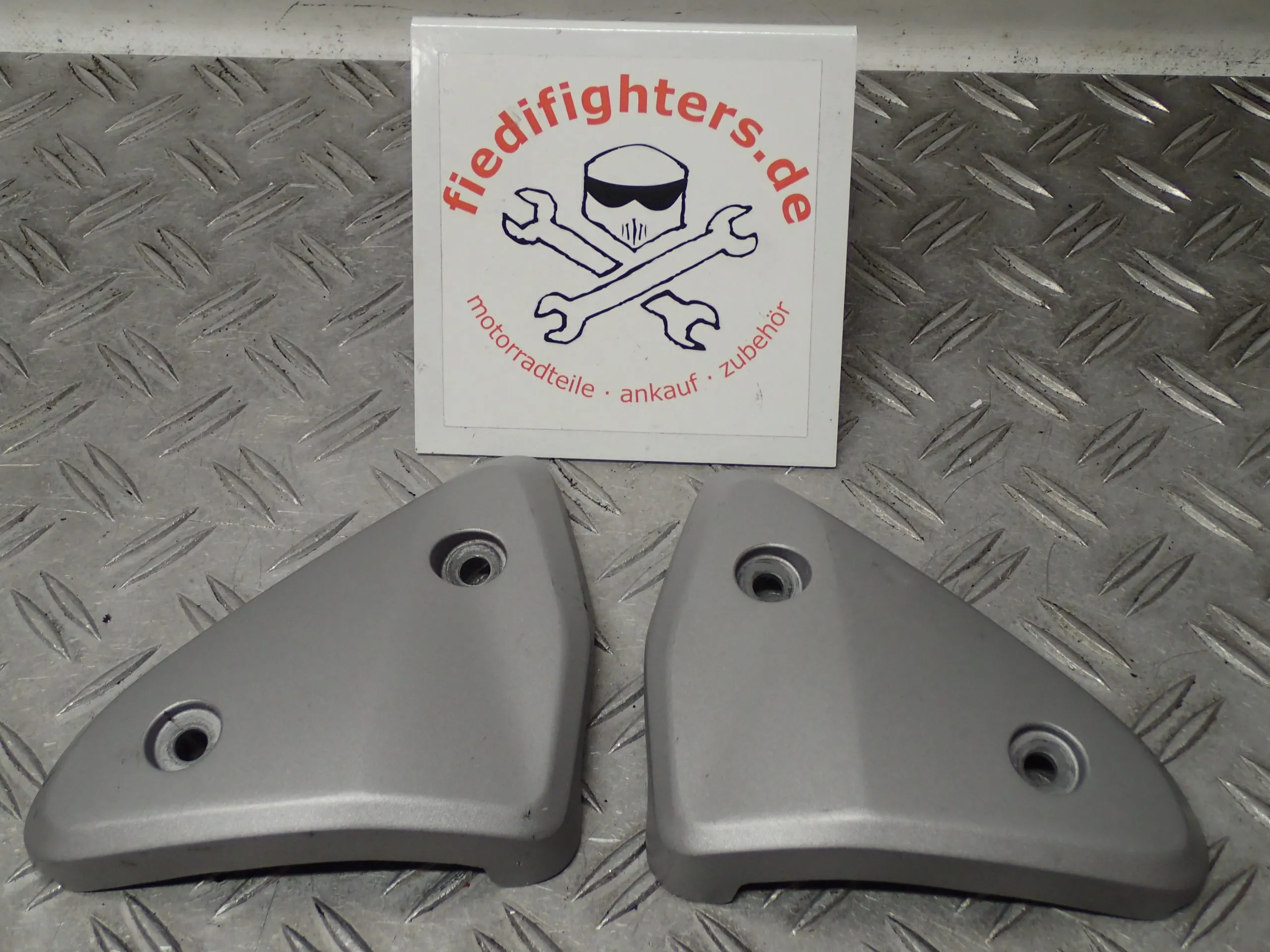 Abdeckung Luftfiler l+r Verkleidung Honda CB900 SC48 Hornet