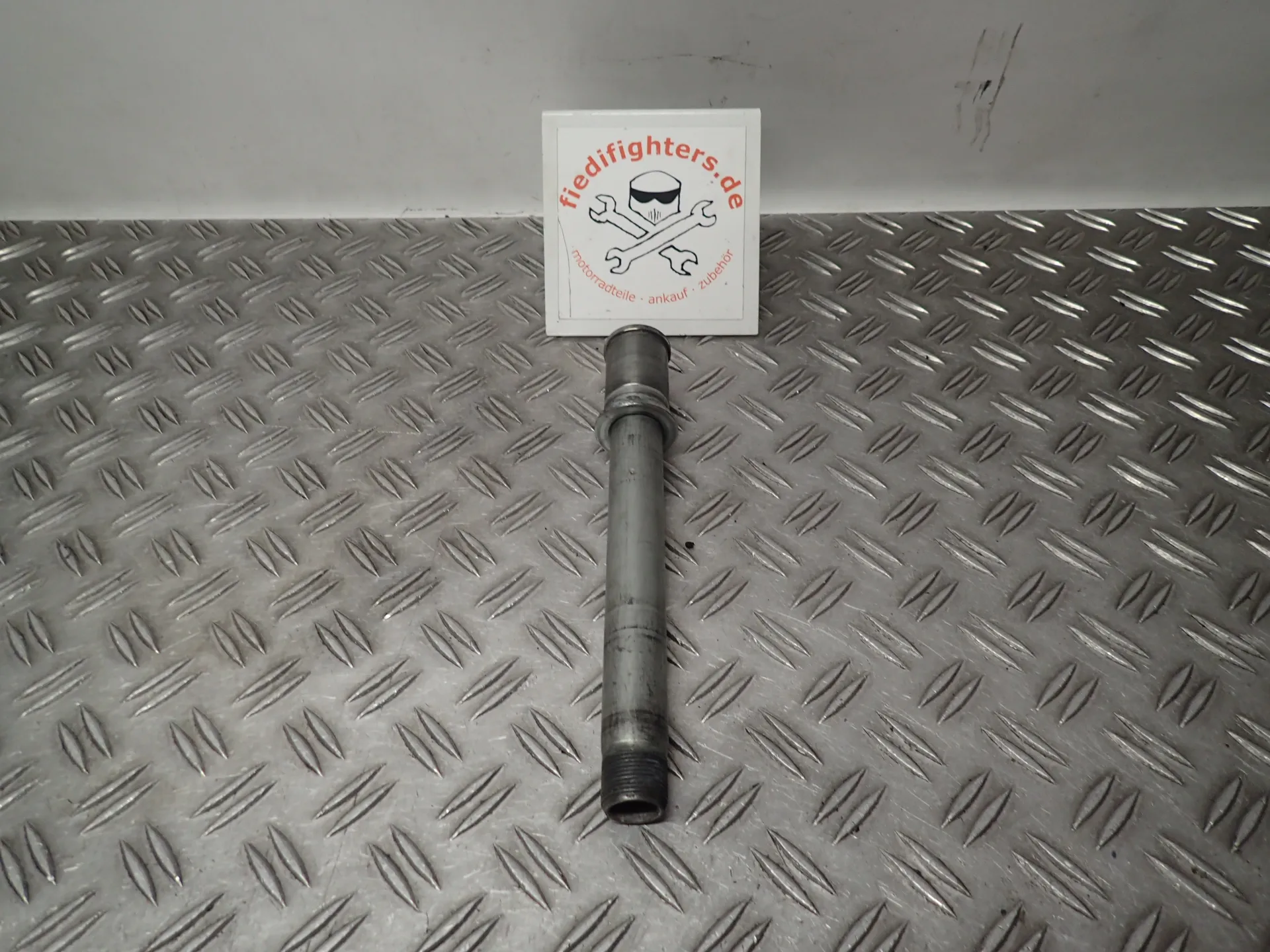 Vorderachse Achse vorne Kawasaki ZRX 1100 ZRT10C EZ.00 45232km 410681327