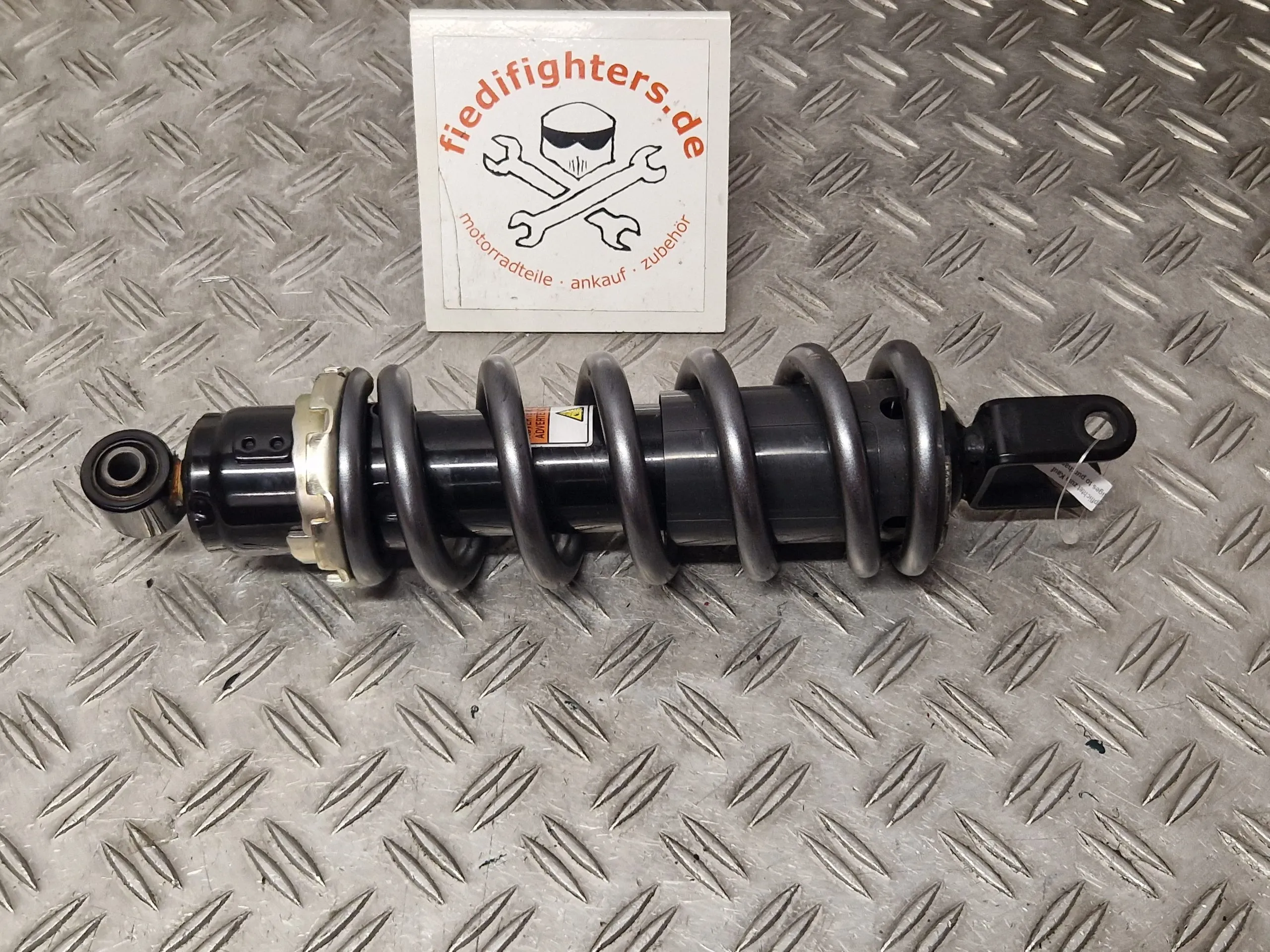 Federbein Shock Dämpfer Stoßdämpfer Suzuki GSX-S 750 EZ.17 WC50 14371km 6210008JC017U