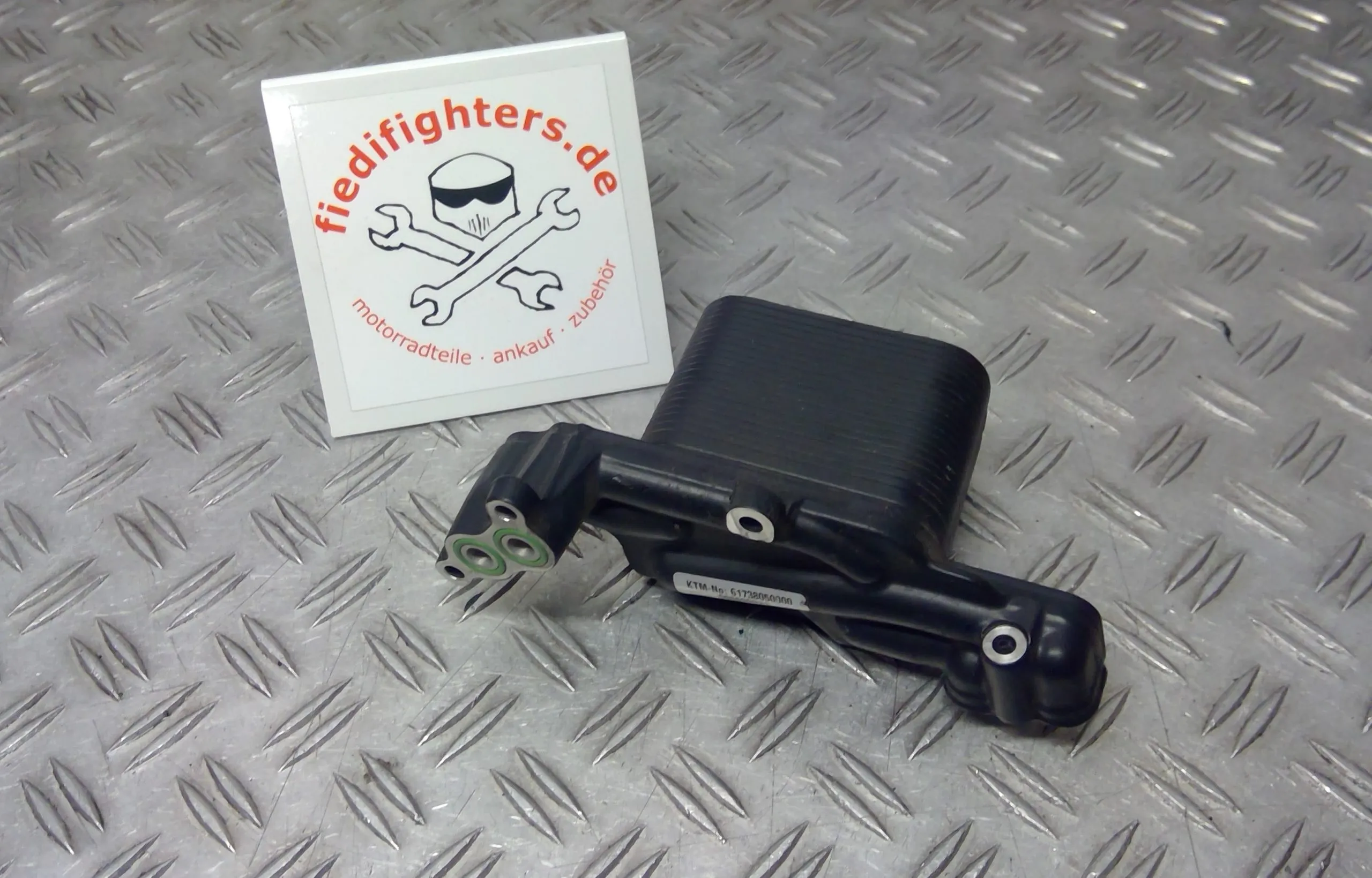 Ölkühler Kühler Öl Oil Cooler KTM 1290 Super Duke R Ez.23 6096km