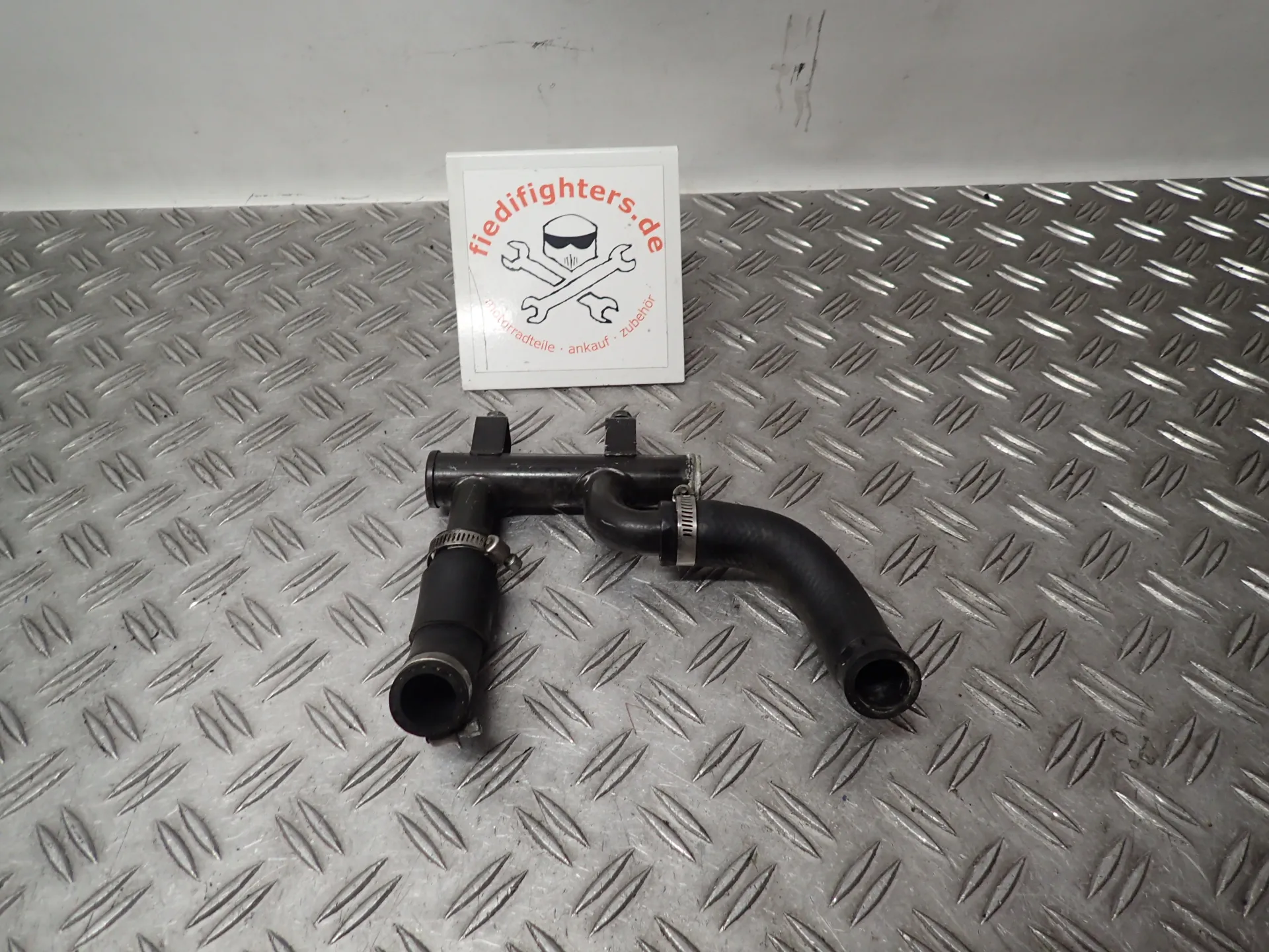 Wasserschlauch Leitung Rohr Wasserpumpe Yamaha FZS 1000 Fazer RN14 Bj.05 53376Km 5LV124850000