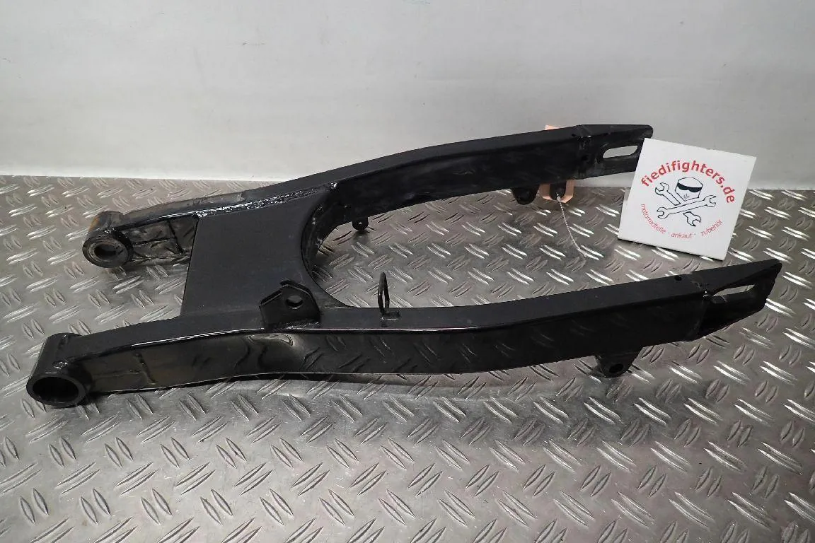 Schwinge Hinterradschwinge Swingarm Suzuki VZ 800 VS53A Marauder Ez.99 24799km