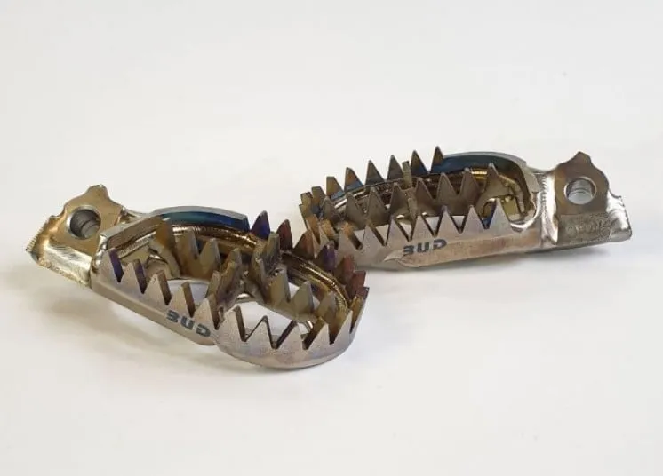 BUD TITAN FUßRASTEN KTM / HVA / GGRTRPKTM23MX