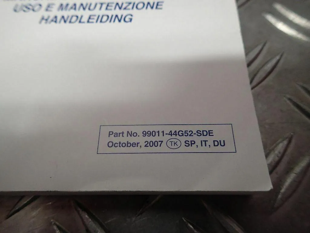 Bedienungsanleitung ES, IT, NL Buch Handbuch Suzuki GSR 600 BJ.06-10